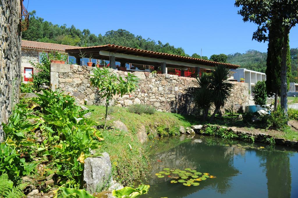 Quinta Pedras De Baixo Bed and Breakfast Longos Buitenkant foto