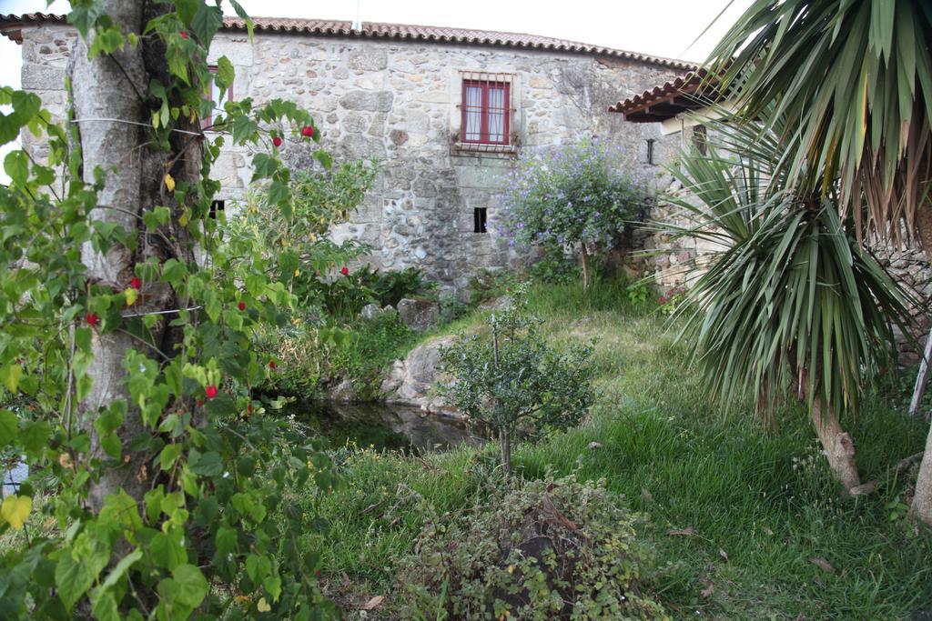 Quinta Pedras De Baixo Bed and Breakfast Longos Buitenkant foto